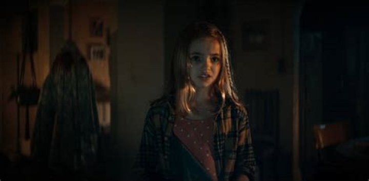 Gabrielle Echols: The Rising Star Making Waves in Hollywood