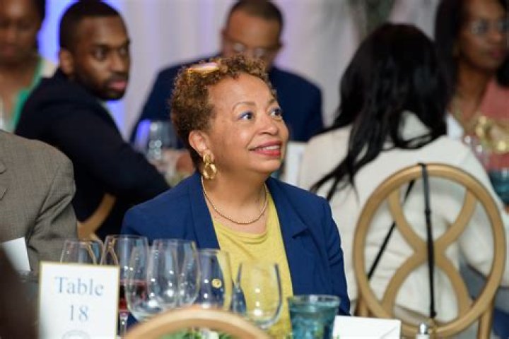 Who is Akbar Gbajabiamila's Wife? Unveiling the Woman Behind the Star